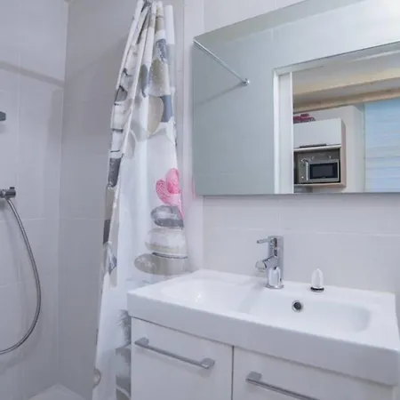Le Veyrier - Small For 2 People In The Heart Of The Old Town Apartment Annecy