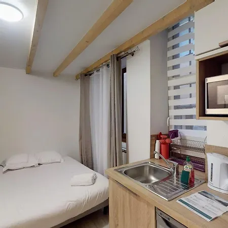 Le Veyrier - Small For 2 People In The Heart Of The Old Town Apartment Annecy