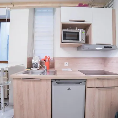 Le Veyrier - Small For 2 People In The Heart Of The Old Town *
